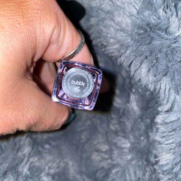 V Kosmetik liquid velvet lipstick - color bubbly - Picture 3 of 6